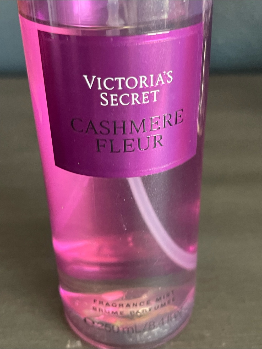 Victoria's Secret Cashmere Fleur - Picture 2 of 6